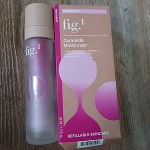 Fig. 1 Ceramide Moisturizer
